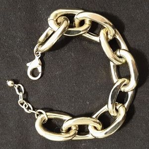 Metal link bracelet
